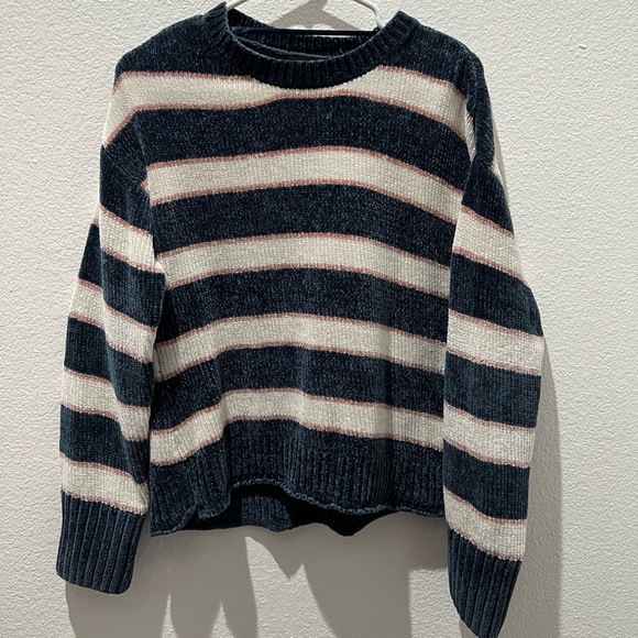 Rue 21 striped sweater - Picture 1 of 3